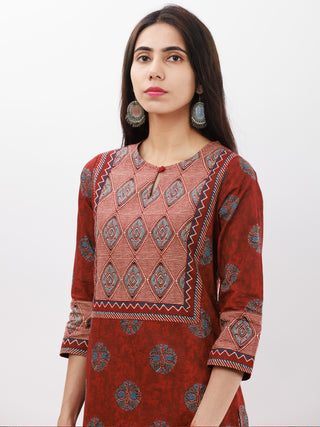 Ajrakh Lavanya Set Of Kurta Pants Dupatta