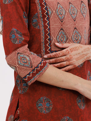 Ajrakh Lavanya Set Of Kurta Pants Dupatta