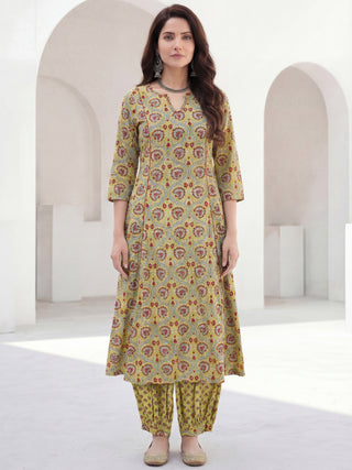 Roz Mahi Set Of Kali Kurta Pants Dupatta