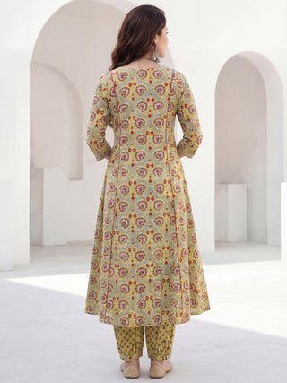 Roz Mahi Set Of Kali Kurta Pants Dupatta