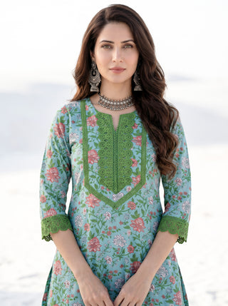 Aina Pakiza Straight Kurta