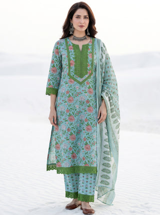 Aina Pakiza Set Of Kurta Pants Dupatta