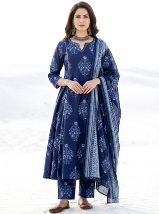 Aina Mahima Set Of Kali Kurta Pants & Dupatta