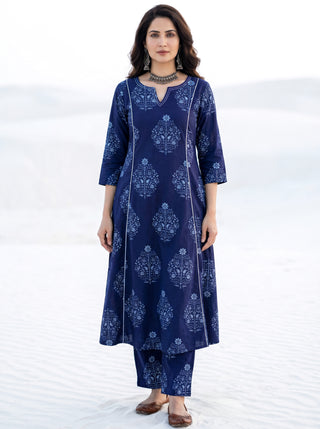 Aina Mahima Kali Kurta