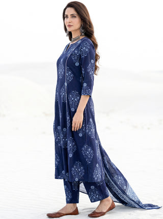 Aina Mahima Set Of Kali Kurta Pants & Dupatta