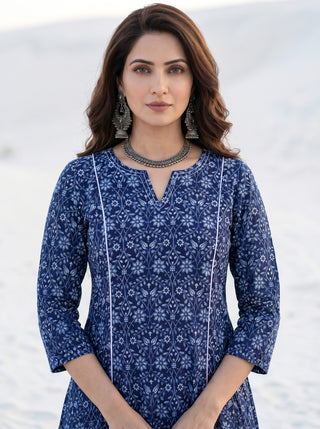 Aina Kajal Kali Kurta