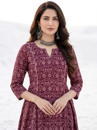 Aina Aishani Kali Kurta