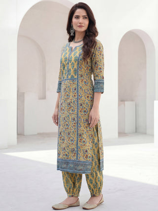 Jashn Adab Set Of Kurta Salwar Pants Dupatta