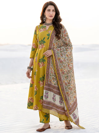 Aina Saumya Set Of Kali Kurta Pants & Dupatta