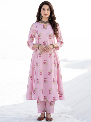 Aina Richa Kali Kurta