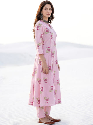 Aina Richa Kali Kurta