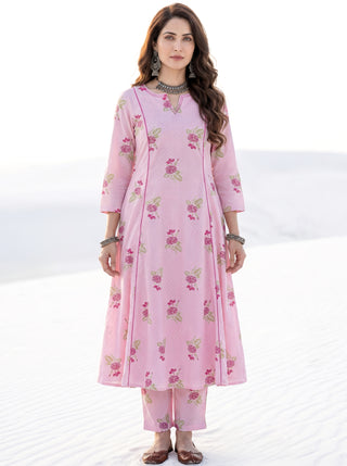 Aina Richa Kali Kurta