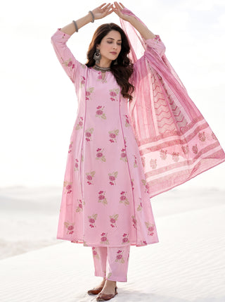 Aina Richa Set Of Kali Kurta Pants & Dupatta