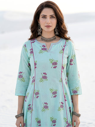 Aina Simran Kali Kurta