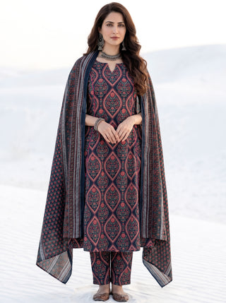 Aina Roshini Set Of Kali Kurta Pants & Dupatta