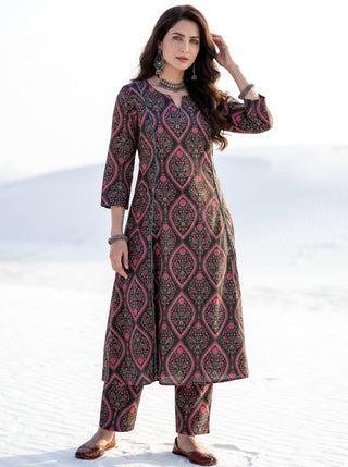 Aina Rukmani Kali Kurta