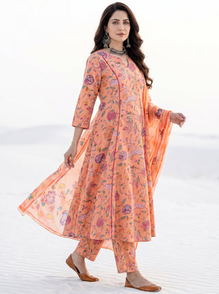Aina Sonam Set Of Kali Kurta Pants & Dupatta
