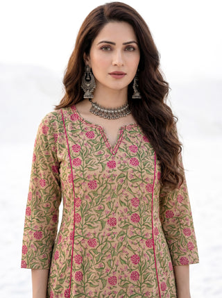 Aina Drishti Kali Kurta