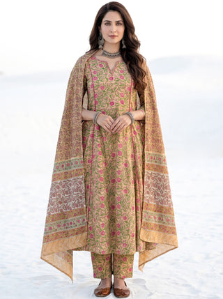Aina Drishti Set Of Kali Kurta Pants & Dupatta