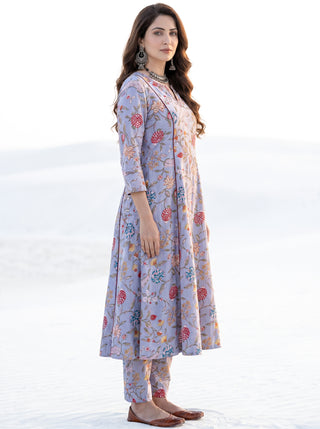 Aina Reena Kali Kurta