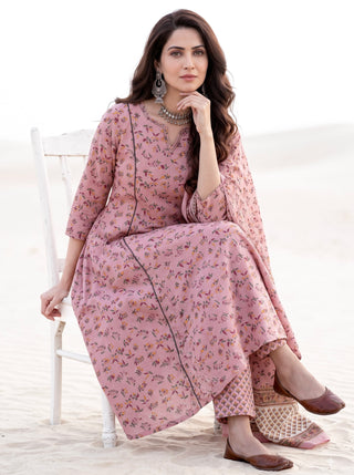 Aina Vistara Set Of Kali Kurta Pants & Dupatta