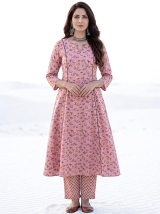 Aina Vistara Kali Kurta