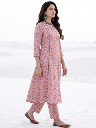 Aina Vistara Kali Kurta