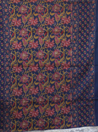 Aina yogini Set Of Kali Kurta Pants & Dupatta