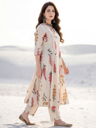 Aina Noor Set Of Kali Kurta Pants Dupatta