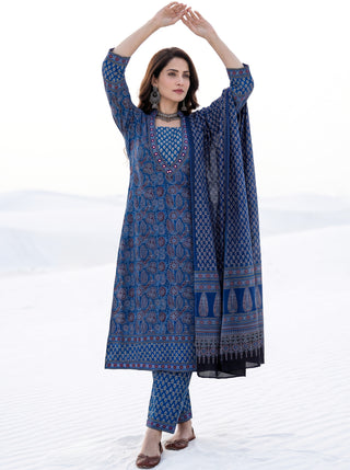 Aina Nazar- Set of Kurta Salwar Pants & Kota Dupatta - KS120J2680D