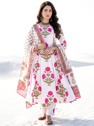 Aina Vrinda Set Of Kali Kurta Pants & Dupatta