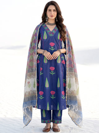Aina Asar Set Of Kali Kurta Pants & Dupatta