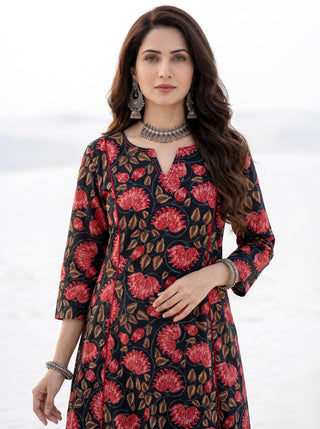 Aina Rasha Kali Kurta