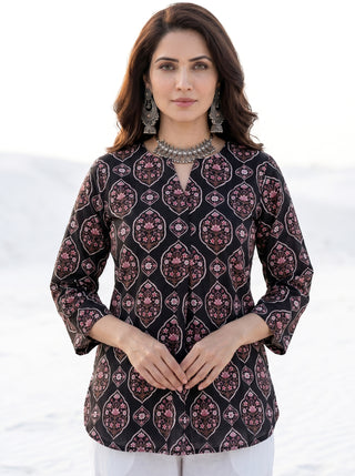 Bahaar Manar Top