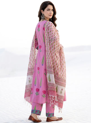 Aina Shahar Set Of Kali Kurta Pants & Dupatta