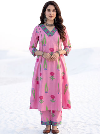 Aina Shahar Set Of Kali Kurta Pants & Dupatta