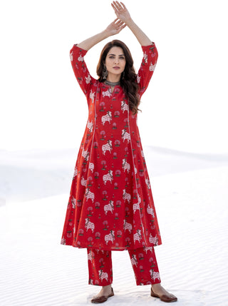 Aina Rasm Kali Kurta