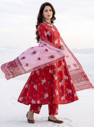 Aina Rasm Set Of Kali Kurta Pants & Dupatta