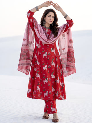 Aina Rasm Set Of Kali Kurta Pants & Dupatta