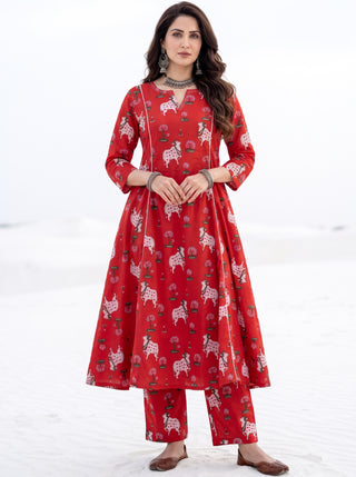 Aina Rasm Set Of Kali Kurta Pants & Dupatta
