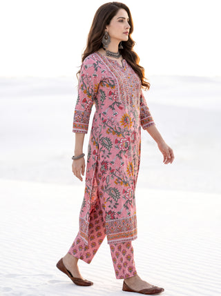 Aina Kalashi Set Of Kurta Salwar Pants & Dupatta