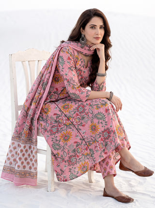 Aina Jumani Set Of Kali Kurta Pants & Dupatta