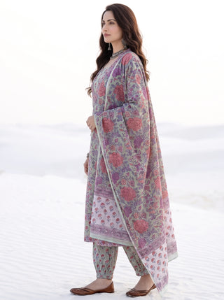 Aina Niyati Set Of Kali Kurta Pants & Dupatta
