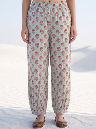 Aina Niyati Set Of Kali Kurta Pants & Dupatta