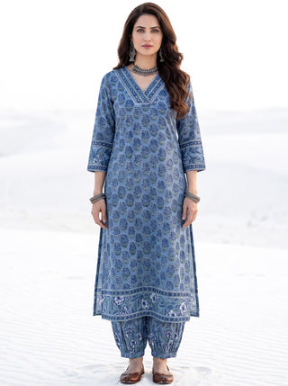 Aina Manara Kali Kurta