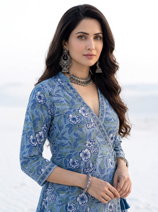 Aina Varee Set Of Angrakha Kurta Pants & Dupatta