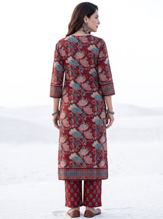 Aina Neera Kurta