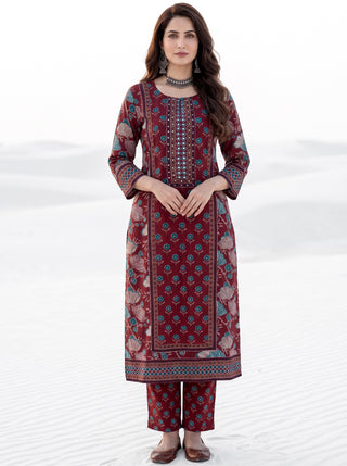 Aina Neera Kurta