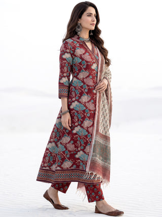 Aina Kashi Set Of Angrakha Kurta Pants & Dupatta