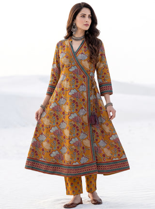 Aina Vasani Set Of Angrakha Kurta Pants & Dupatta